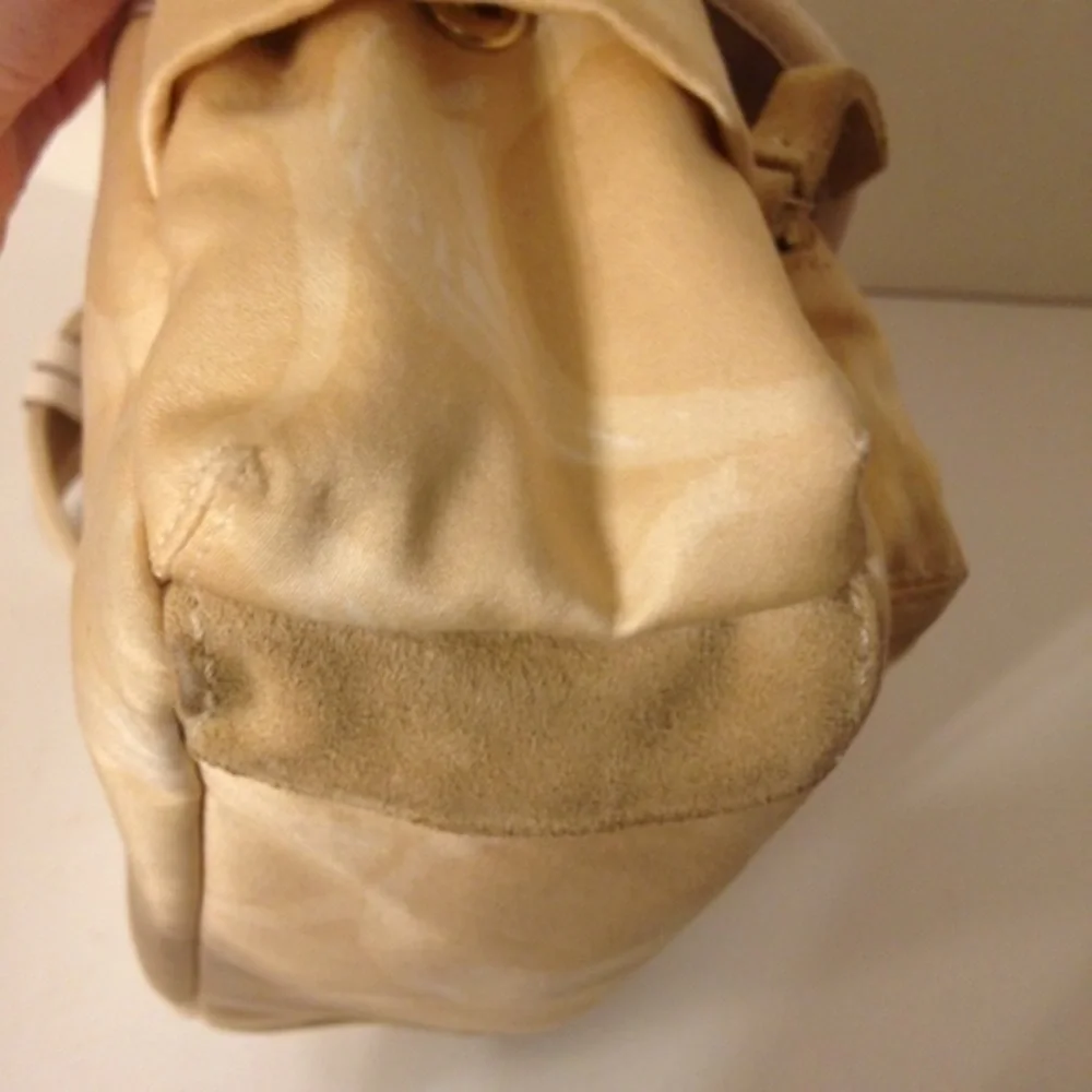 COACH vintage y2k scribble Hampton yellow front pocket bag